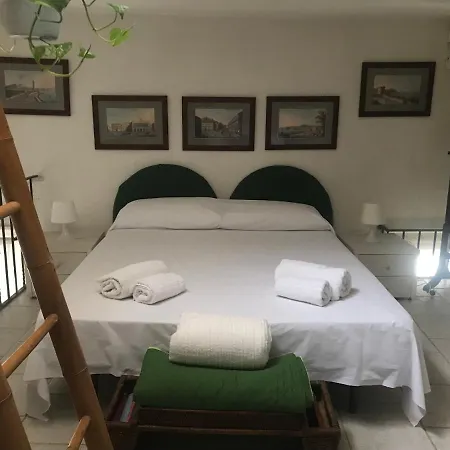 Ponte Di Chiaia * Neapol